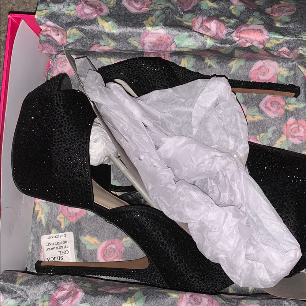 Betsy Johnson women’s shoes